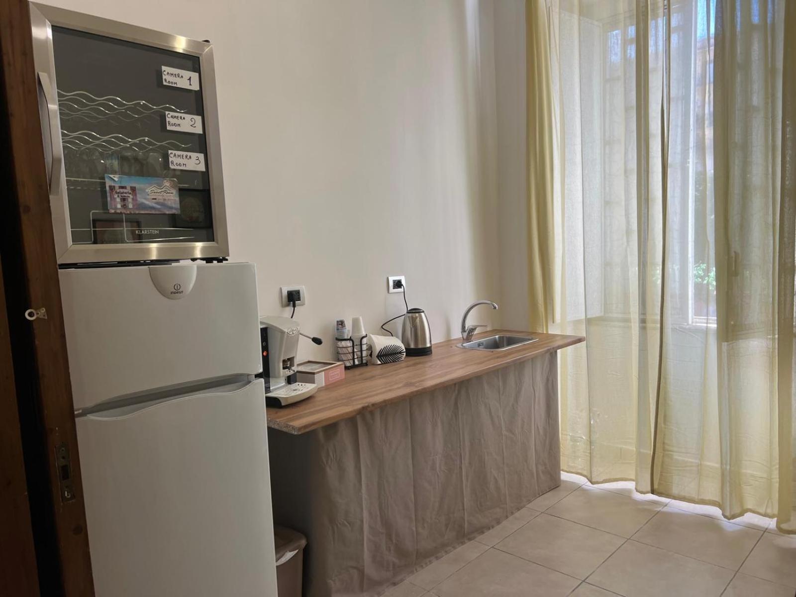 Suite Conte Poderico Naples Exterior photo