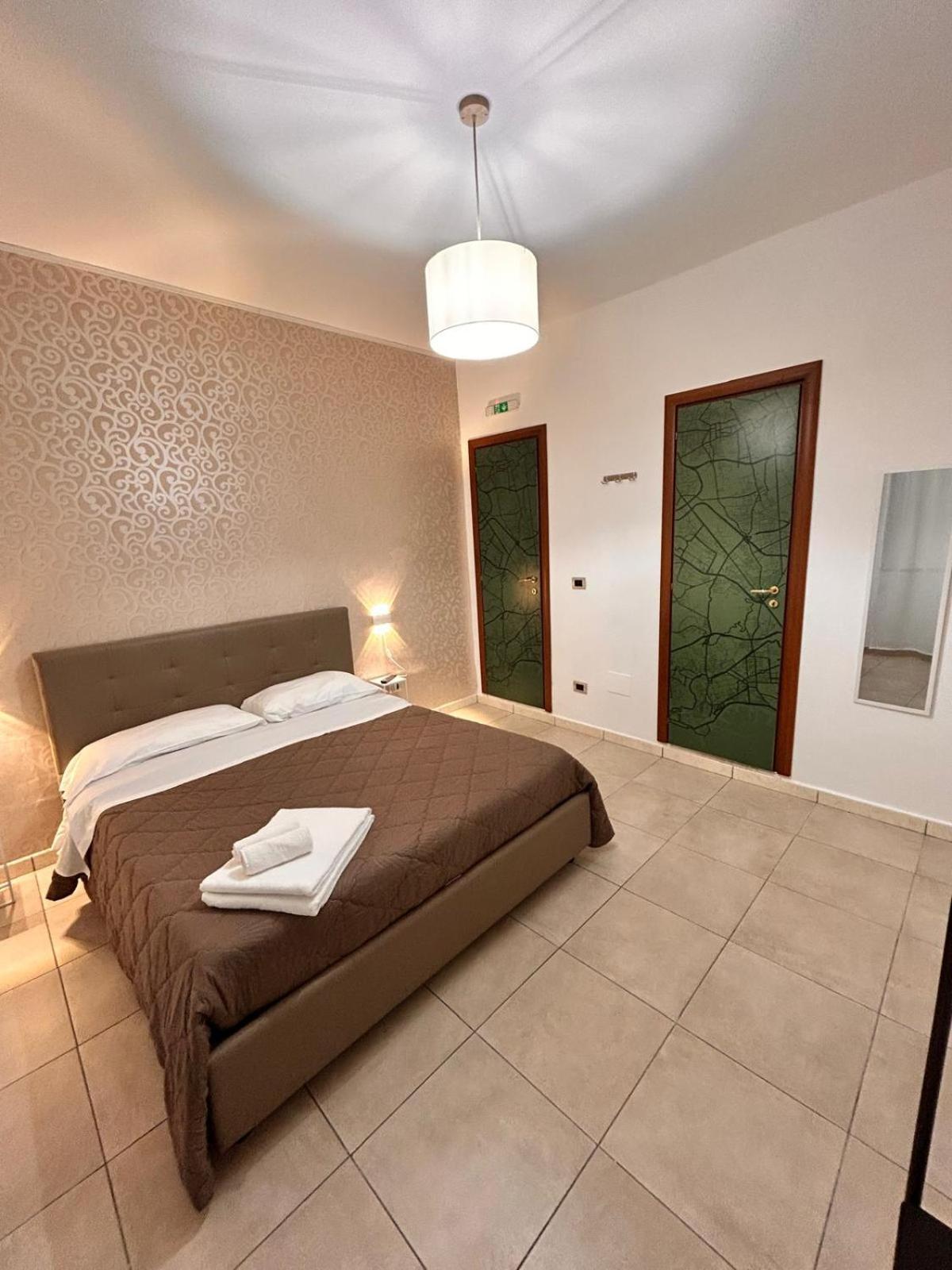Suite Conte Poderico Naples Exterior photo
